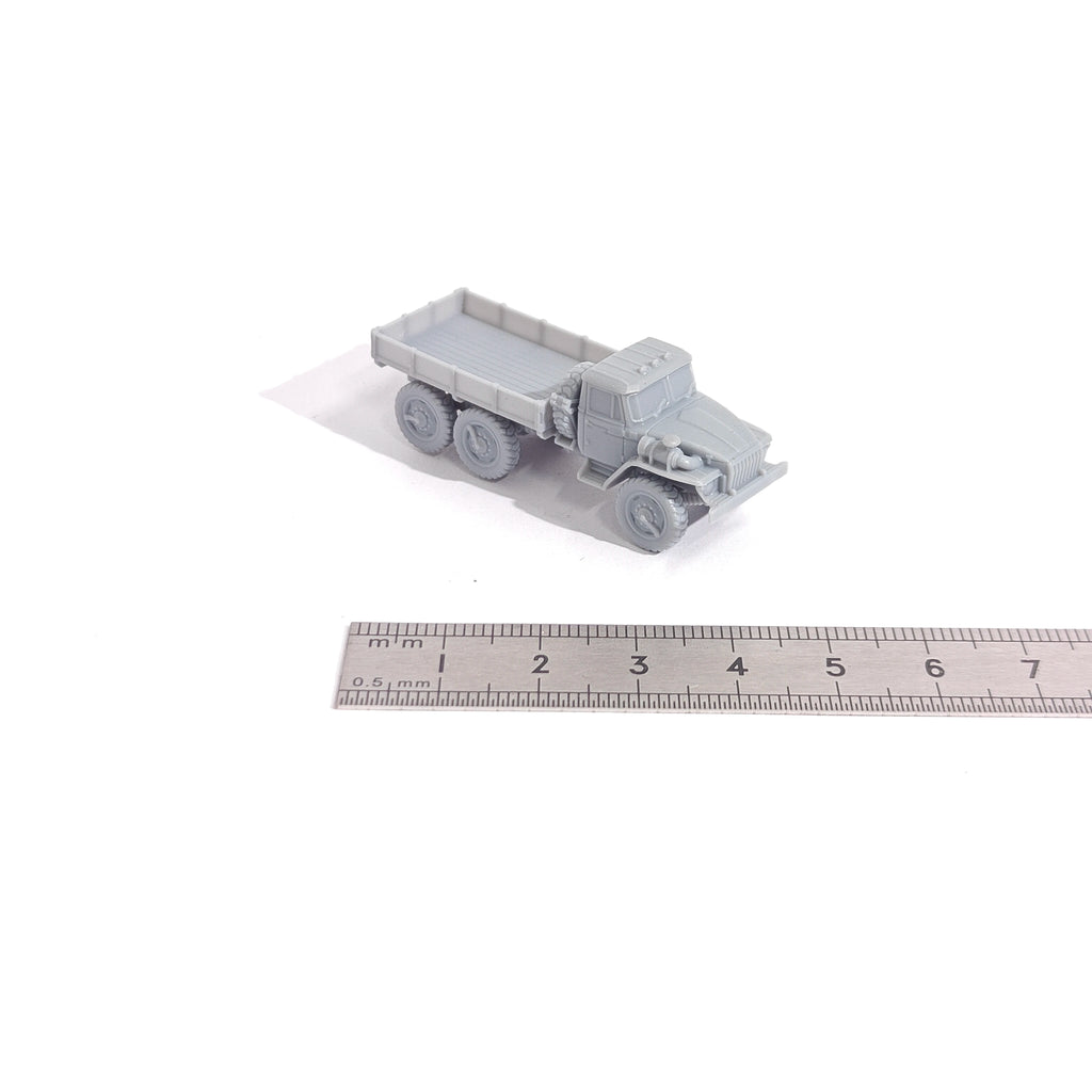 1/144 Scale Ural-4320 Truck Unpainted Resin Model Kit