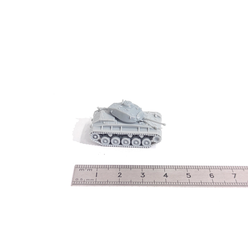 1/144 Scale M24 Chaffee Light Tank Unpainted Miniatures Reisn Model Kits