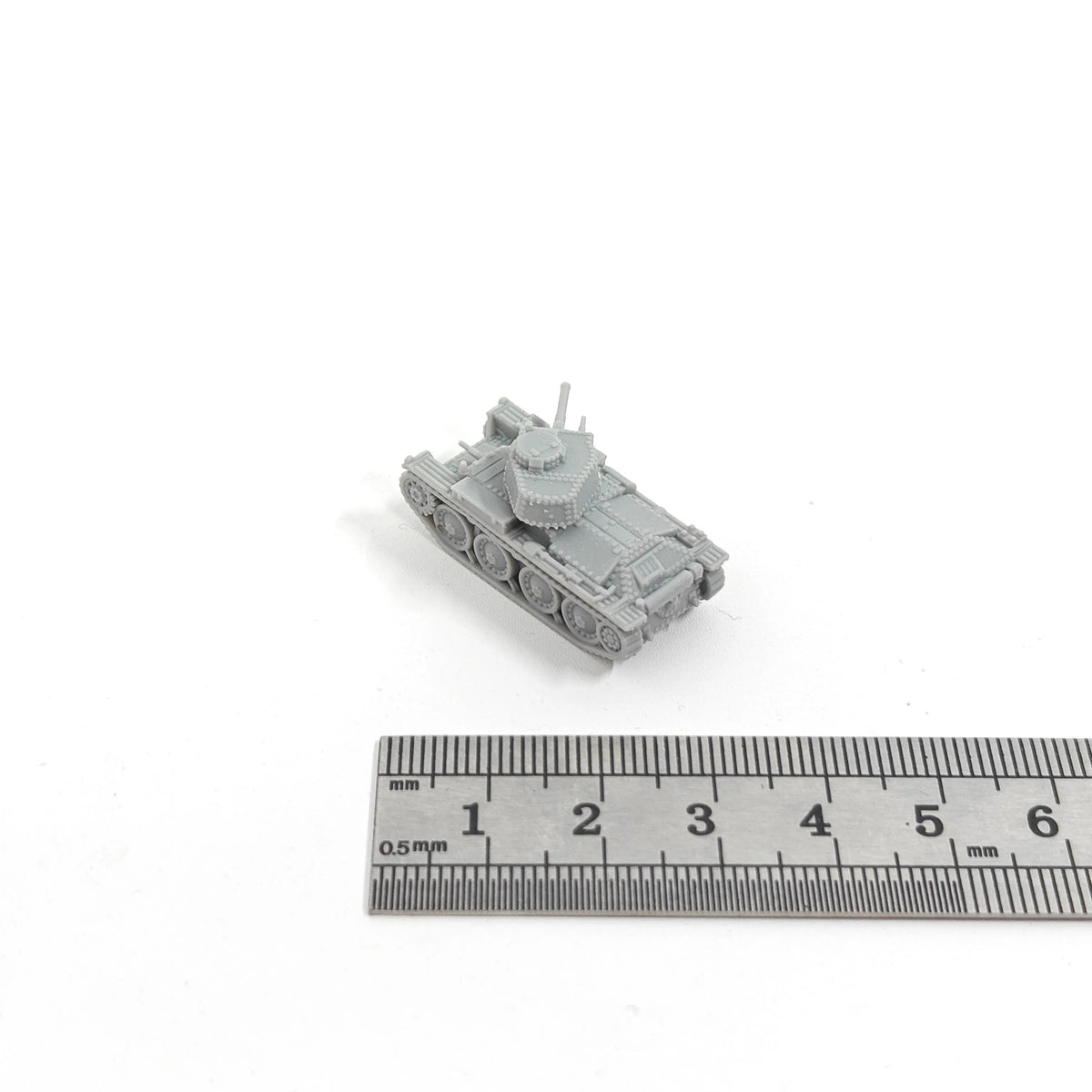 1/144 Scale Panzer 38(t) Model kits Unpainted miniatures