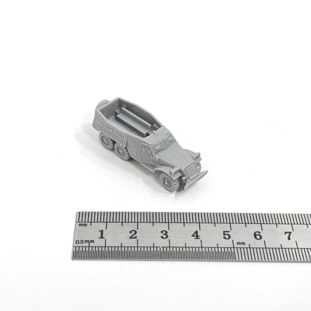 1/144 Scale BTR-152 Armored Personnel Carrier  Model kits