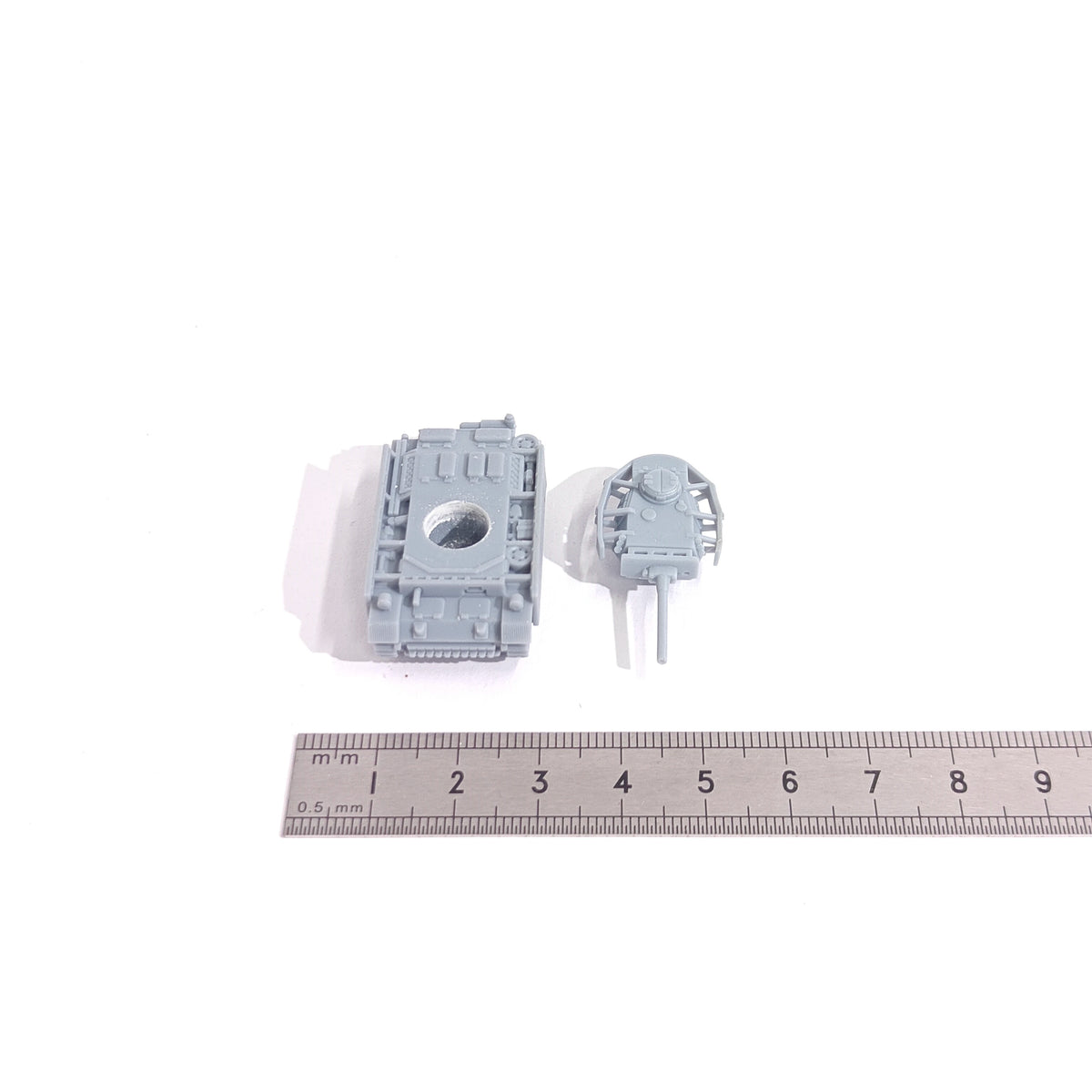 1/144 Scale Panzer III Ausf. M Unpainted Miniatures Reisn Model Kits
