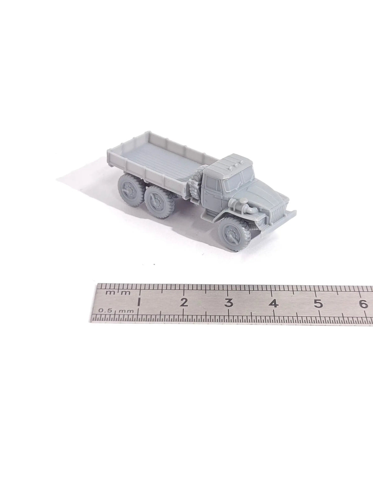 1/144 Scale Ural-4320 Truck Unpainted Resin Model Kit