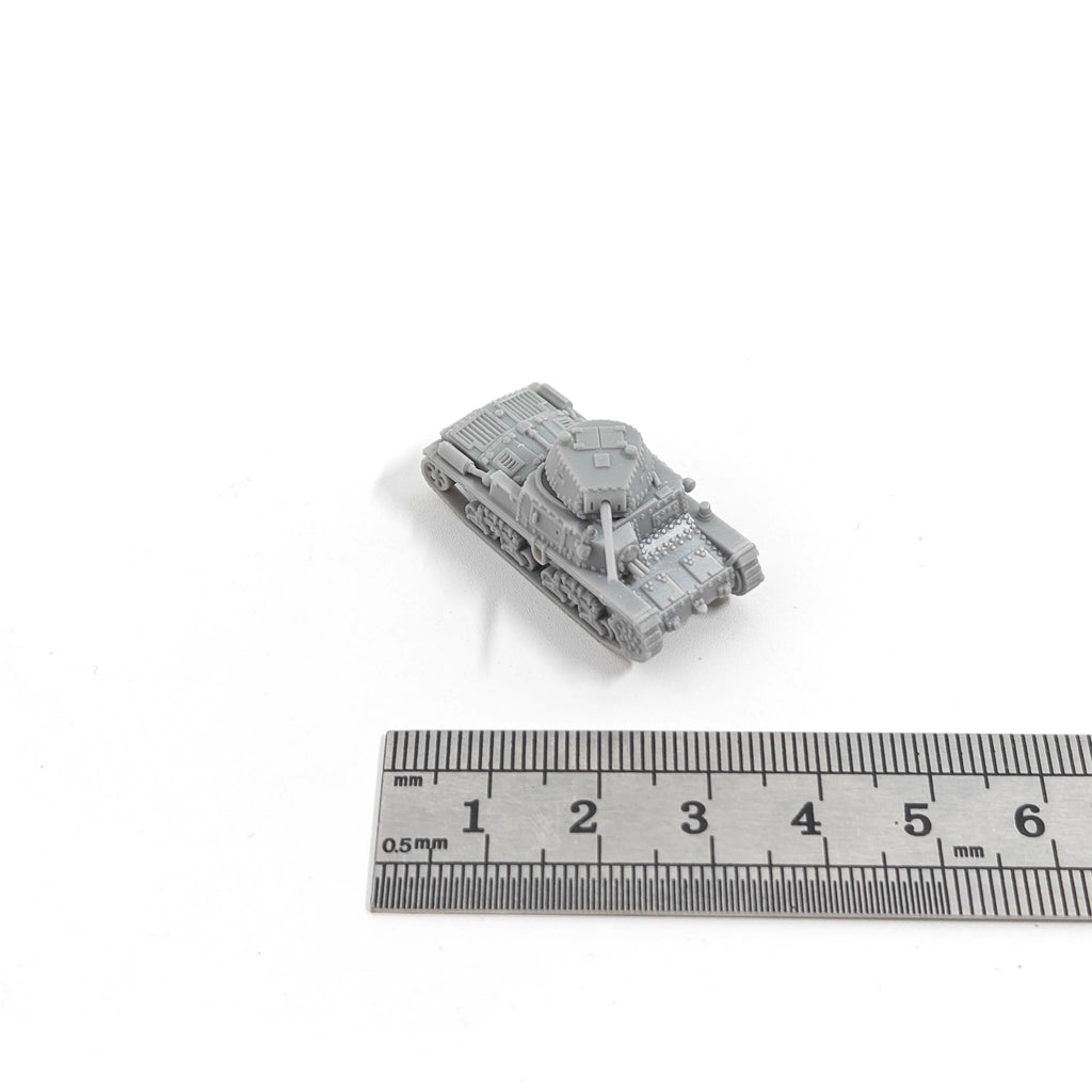 1/144 Scale M15/42 Medium Tank Model kits unpainted miniatures