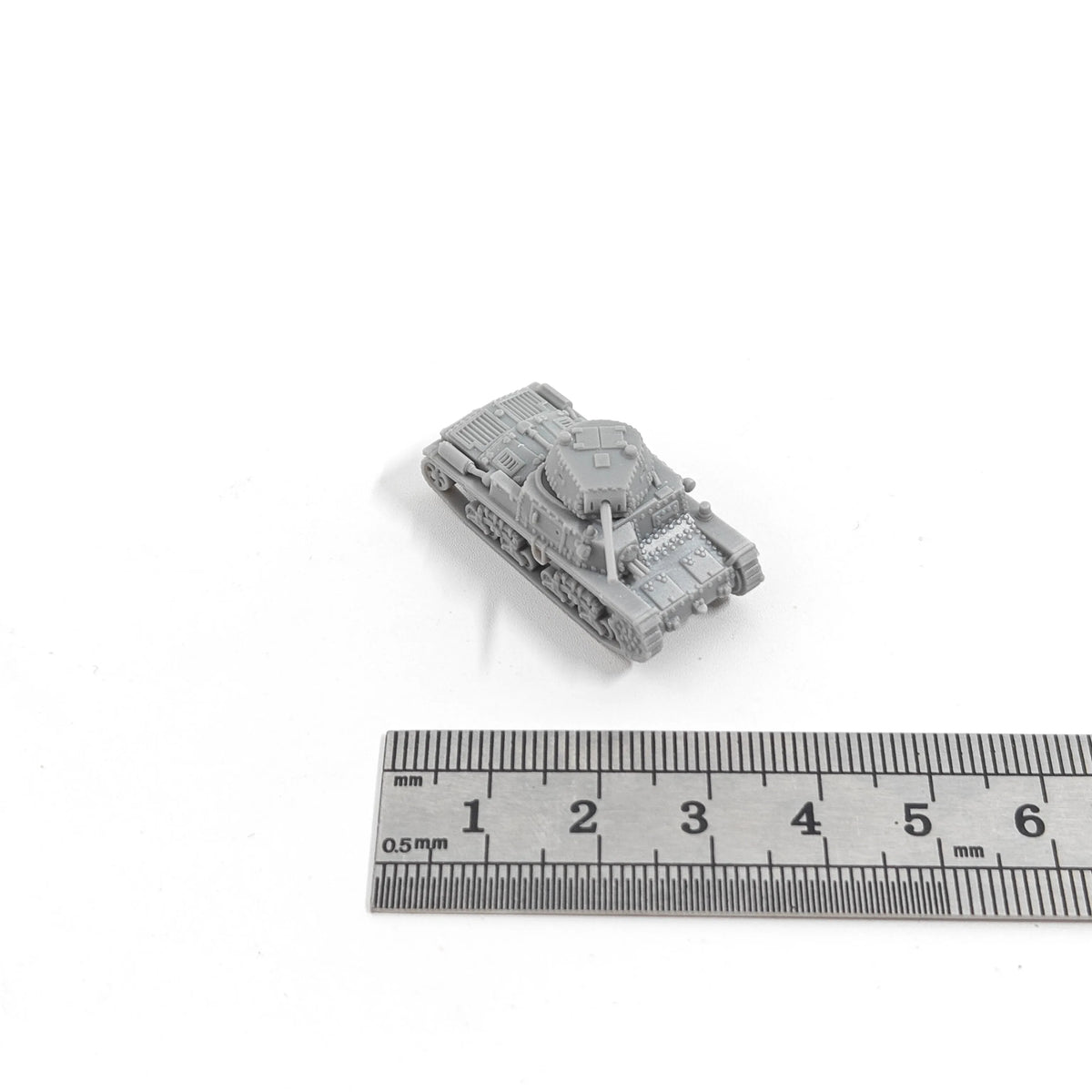 1/144 Scale M15/42 Medium Tank Model kits unpainted miniatures